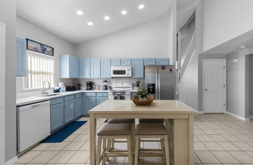Sandy Ridge House | 12 min to Disney Movie Theater Pool In-ground spa