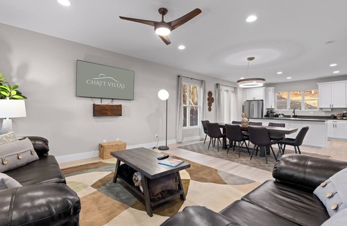 Chickamauga House | 12bdr| 34+ppl|TripleTreehomes|HotTubs|Chatt Vistas