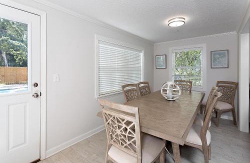 East Beach House | 1700 Bruce Drive