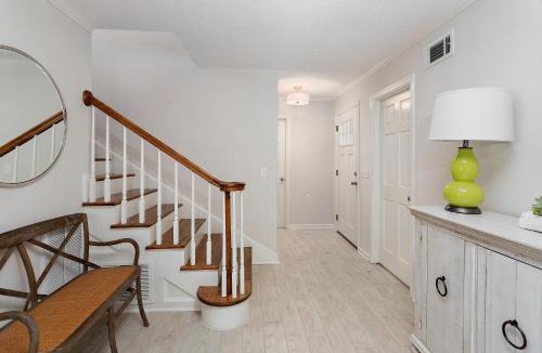 East Beach House | 1700 Bruce Drive