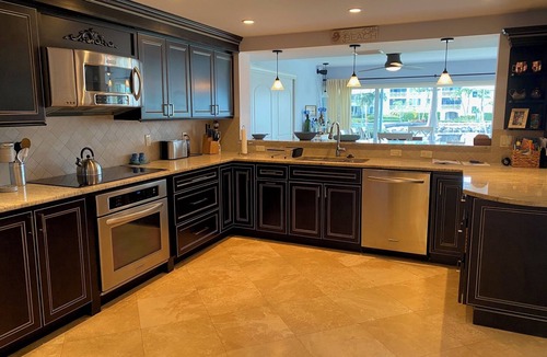 Key Largo Condo | 2-bedroom 2 bath Angelfish Cay, Waterfront, Beach Entry Pool