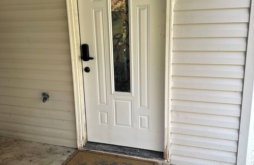 Aspen Hill Apartment | 2-bedroom apartment in charming Silver Spring with AC