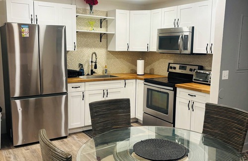 Northside House | 2-bedroom townhome in peaceful Jacksonville with AC comfort