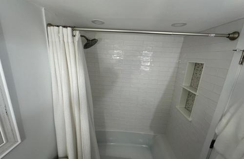 Crescent Beach Apartment | 2 BR Condo in St Augustine across from Beach