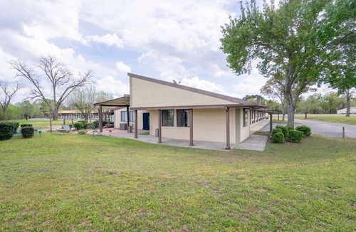 Daleville Apartment | 2 Full Beds | tDaleville AL