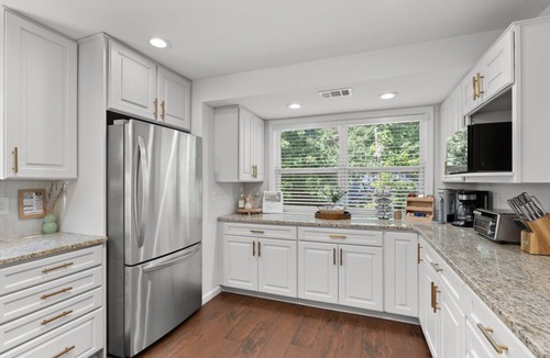 Acworth House | 2 Homes in 1 for FIFA World Cup | LakePoint | BigYard