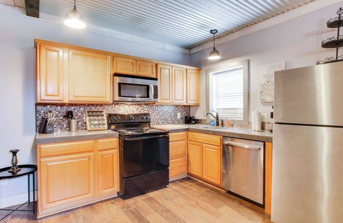 Greenwood Apartment | 2 Mi to Self Regional MC: Updated Apartment