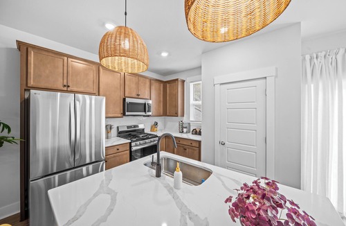 Simpsonville House | 2 Min. to Downtown Simpsonville/5 Private Bedrooms