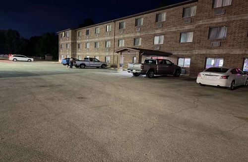 Kennett Apartment | 2 Queen Beds|Non-Smoking