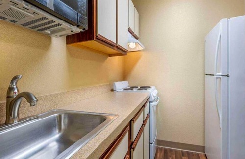 Florence Apartment | 2 Queen Beds | Suite, Non-Smoking, Kitchen