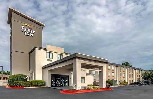 Marietta Hotel | 2-Star Hotel ∙ Sleep Inn Marietta-Atlanta near Ballpark-Galleria