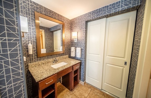 Kutzky Park Hotel | 2 Units Near Rochester Baseball Complex! Free Breakfast, Pool, Pets Allowed!
