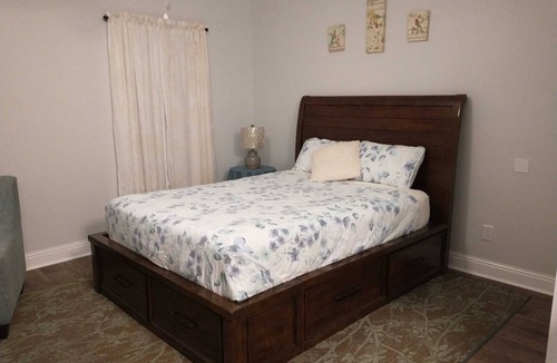 Corinth Apartment | 20 min from Picwick lake/Shilo Park. Close to Corinth and wedding venues.