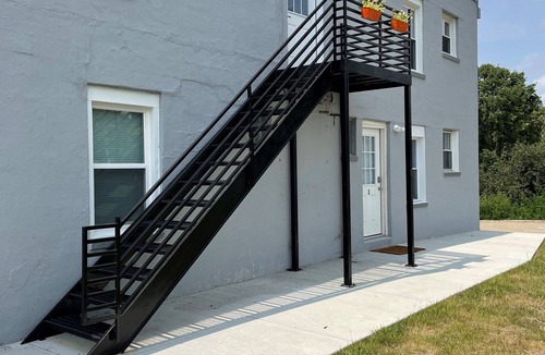 Williamstown Apartment | 211 Paris St Suites are just minutes from The Ark Encounter