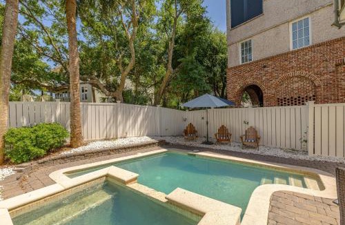East Beach House | 2212 Bruce Drive