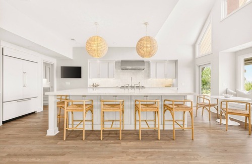 Beach Lagoon House | 23 South Beach Lagoon: A BESTNEST Luxe by Beverly Serral "Oceanfront"