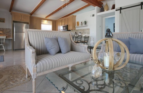 Fort Myers Beach House | 230 Palermo Circle - Spacious 2 story home with screened in porch & pool!
