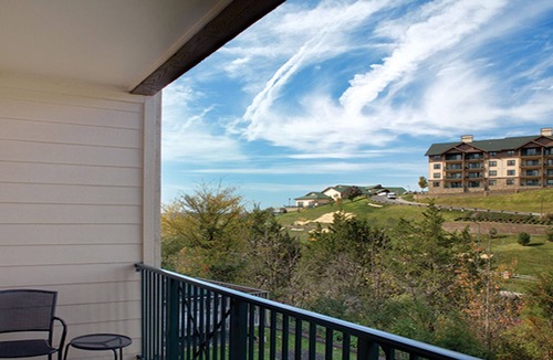 Sevierville Condo | 2BD/Sevierville - Smoky Mountains Resort w/pools!