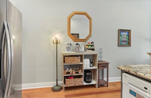 Fairgrounds House | 2Blocks to Jazzfest Gate! Spotless 3BR w Driveway