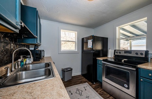 Gnaw Bone Cottage | 2BR, 1BA