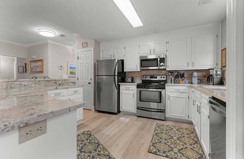 Seabrook Island Villa | 2nd Floor Villa Overlooking Golf Green! 3BR/2.5BA! Amenity Access Available for purchase!
