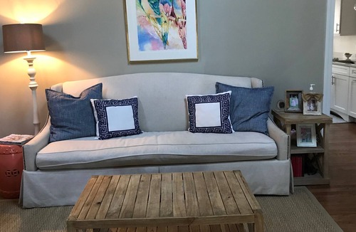 Martinez House | 3.6 miles from Augusta National Golf Club but nestled in a quiet neighborhood