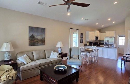 Dublin House | 3 Bed/2 Bath Cottage Home near City Center!