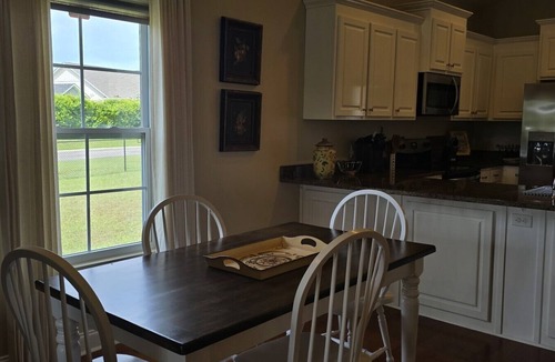 Dublin House | 3 Bed/2 Bath Cottage Home near City Center!
