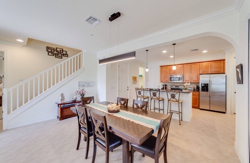 Biggar House | 3 Bed + 3 Bath Resort Style Waterfront Home