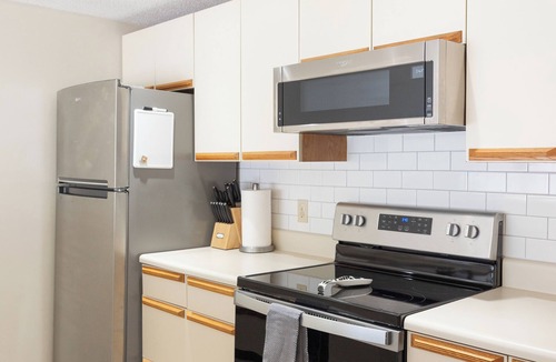 Gulfport Condo | 3-Bed Coastal Comfort in Biloxi