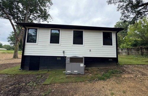 Henderson House | 3 bedroom 2 bath home a few blocks away from FHU.