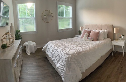 Easley House | 3-bedroom bungalow in charming Easley with AC, WiFi