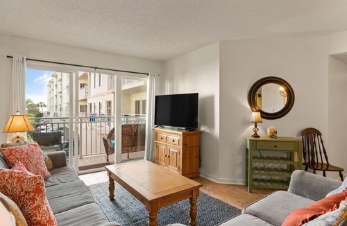 Saint Simons Island Condo | 3 Bedroom Condo @ Beach Club