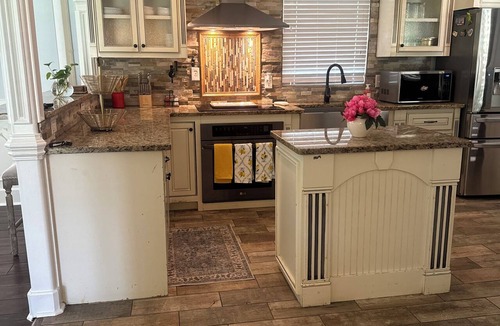Warner Robins House | 3-bedroom house in serene Warner Robins with cool AC and a pool.