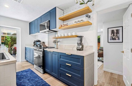 Coral Brook House | 3-bedroom house in Fort Lauderdale with Pool, Hot Tub and Sauna
