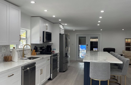 Cross Key Waterways House | 3-bedroom mobile home in soothing Key Largo with WiFi, AC