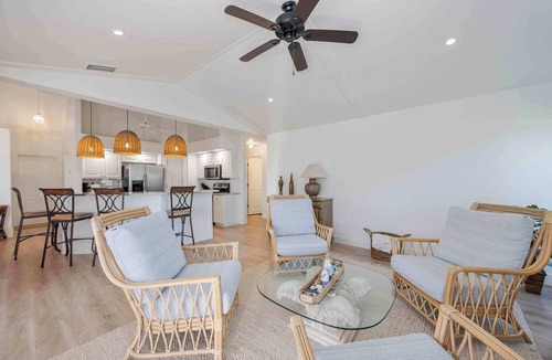 White Marsh House | 3-Bedroom Oasis in Rotonda West Awaits
