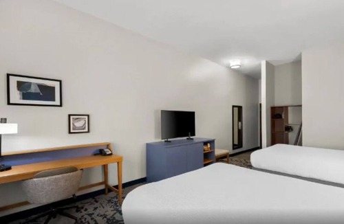 South Baton Rouge Hotel | 3 Business-Friendly Rooms Near Key Baton Rouge Locations For a Hassle-Free Trip