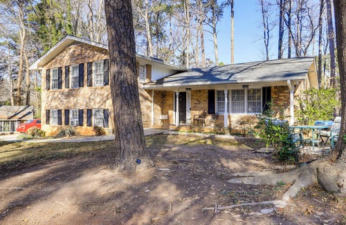 Stone Mountain House | 3 Mi to Stone Mountain Park: Quiet Family Getaway