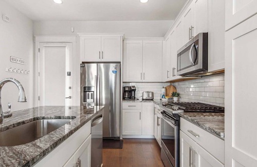 Dune Allen Beach House | 30A Beach House - sleeps 12 - short walk to beach access - community pool