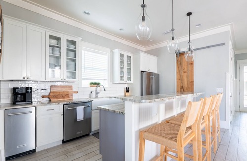 Alys Beach House | 30A Rental Sleeps 16. Rooftop Patio. Walk to Beach & Pool. Near Rosemary + Alys