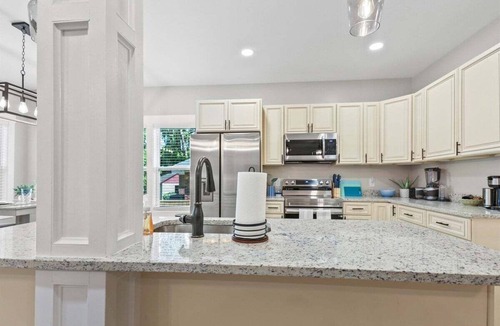 Midtown House | 3bd/2ba Savannah Home * Built 2025 * Dogs Welcome