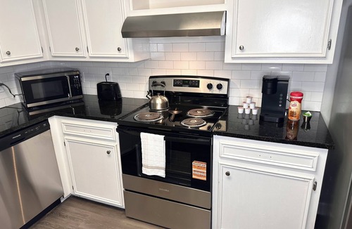 Tougaloo Condo | 3beds, Car Garage, 20miles to Amazon Site