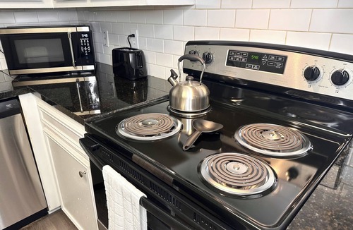 Tougaloo Condo | 3beds, Car Garage, 20miles to Amazon Site