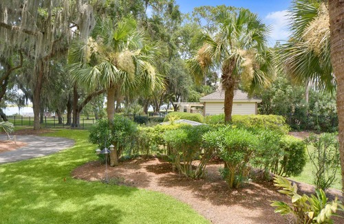 St. Simons Island Condo | 3br/2.5ba. Views of the Hampton River. Walk to Hampton Point Marina
