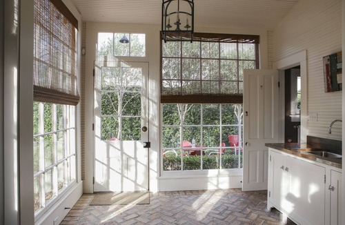 Bywater House | 3BR/2BA - Gorgeous 1838 Creole Cottage, Gorgeous Designer Renovation, Hip Local