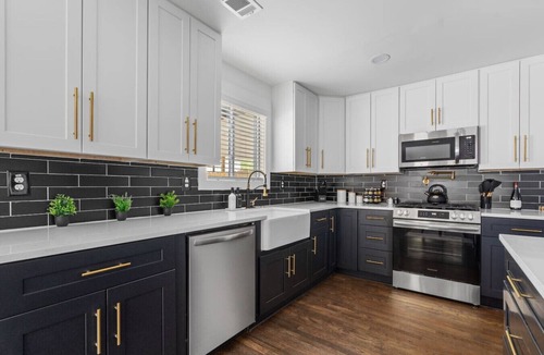 Smyrna House | 3BR Entertainment Home Near The Braves, Sleeps 10