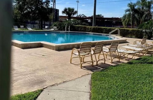 Winter Haven Condo | 4.4 miles to Legoland. Conveniently located near large highways and interstates.