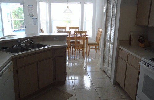 Sunridge Woods House | 4 bed Pool Home Close to Disney Pool Home