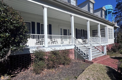 Monticello House | 4-bedroom estate in fabulous Monticello with AC